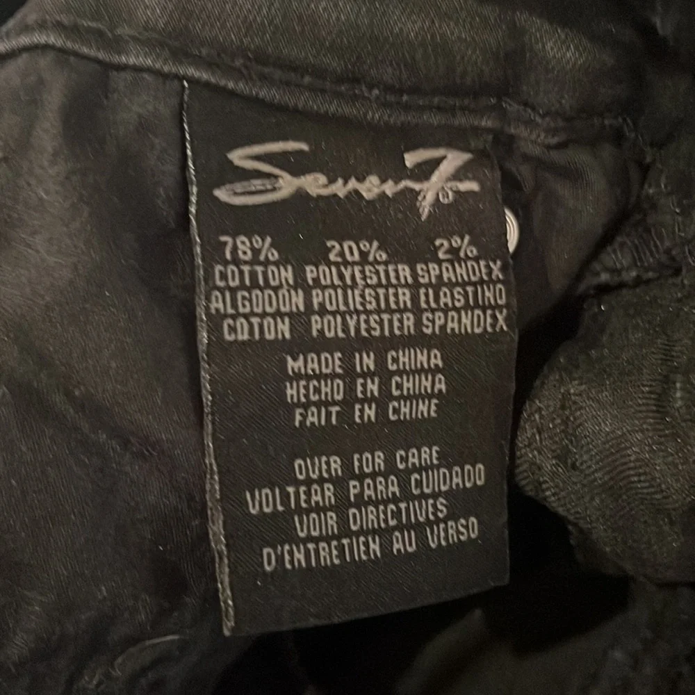 Seven 7 Size 14 Faded Black Distressed Denim Legging Jean